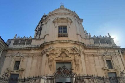Il cuore benedettino di Giuseppina Faro: viaggio nel monastero di San Giuliano
